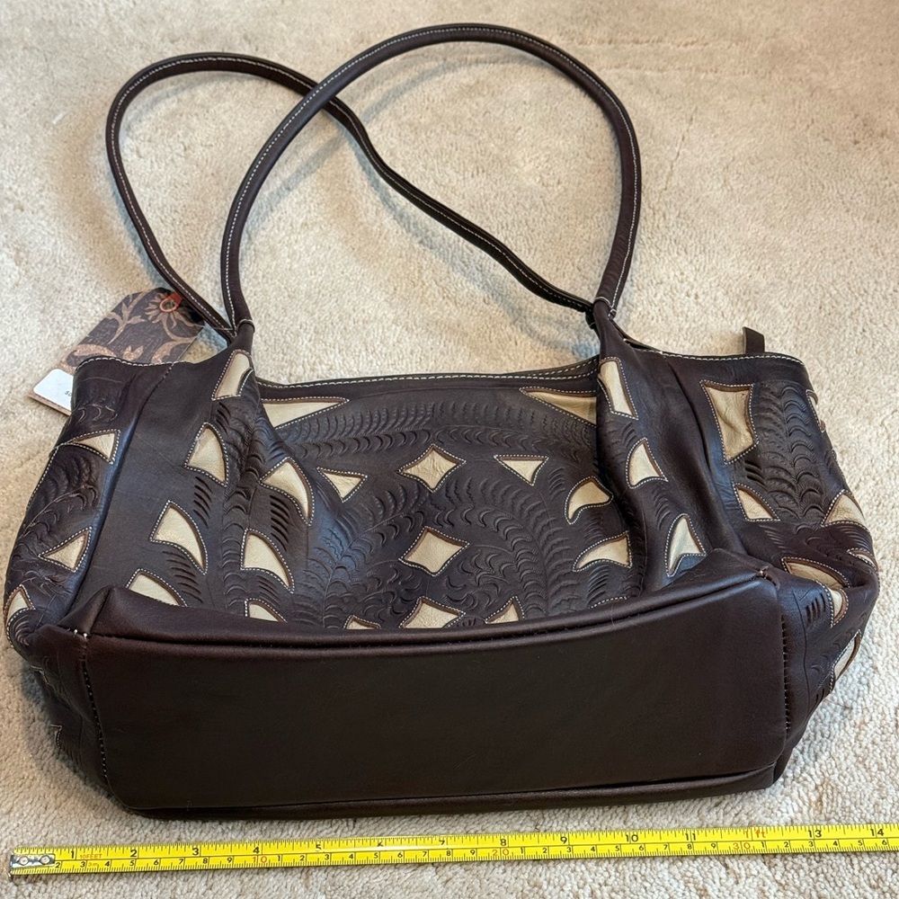 Leather Shoulder Bag - Picture 4 of 11